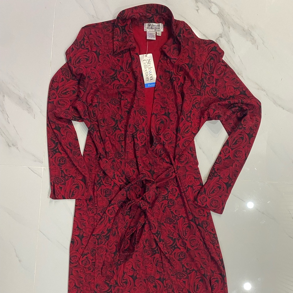 Vintage 2004 Style & Co. Red Rose Long Sleeve Dress